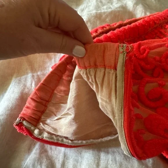 Anthropologie Baraschi embroidered skirt - Picture 9 of 9